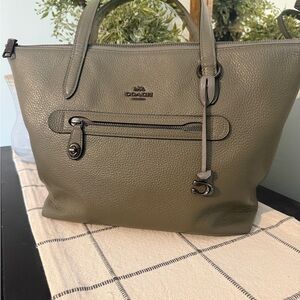 Coach Olive Pebbled Leather Tote with Front Zip